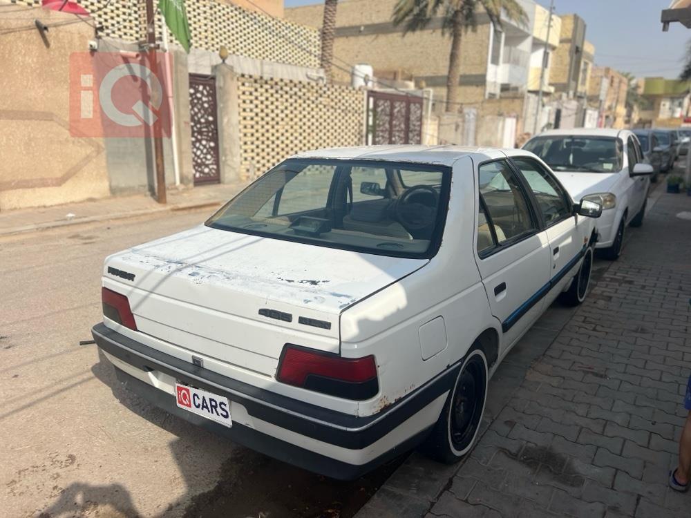 بيجو 405
